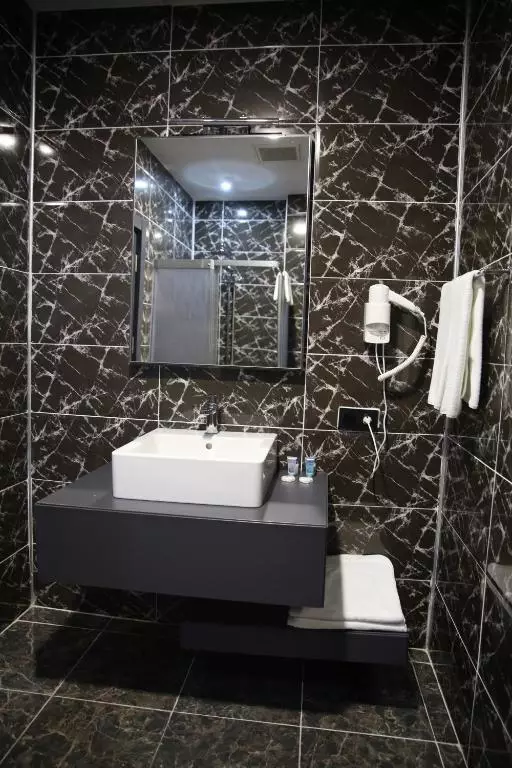 ایفوریا آپارتمان باتومی